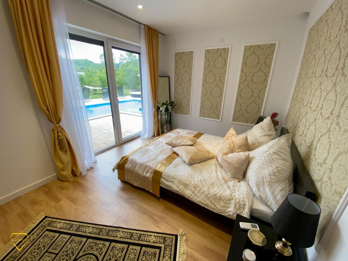 Villa Diamond Bihać Екстериор снимка