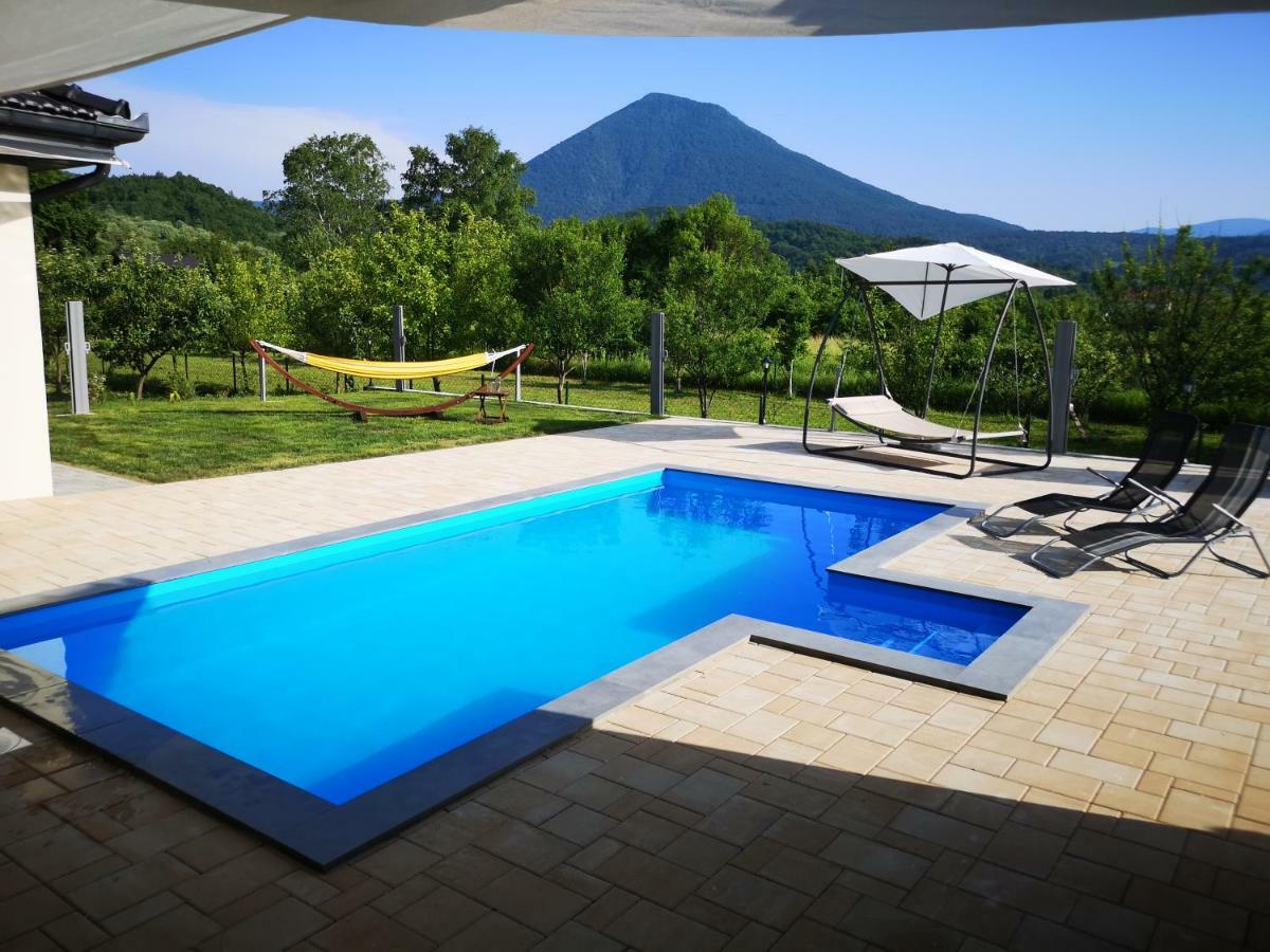 Villa Diamond Bihać Екстериор снимка